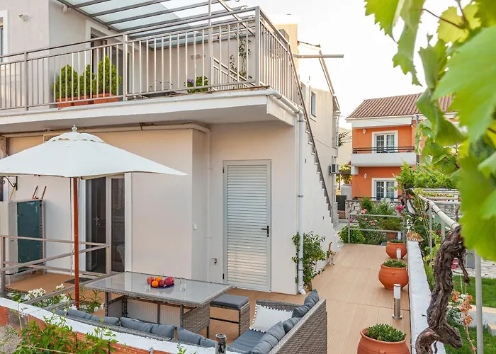 Dimitra Apartment