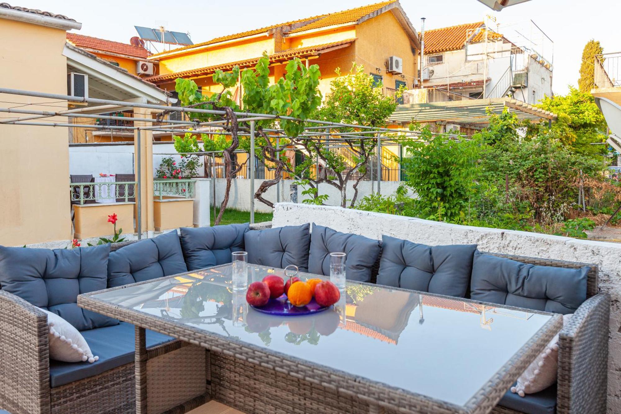 Dimitra Apartment *